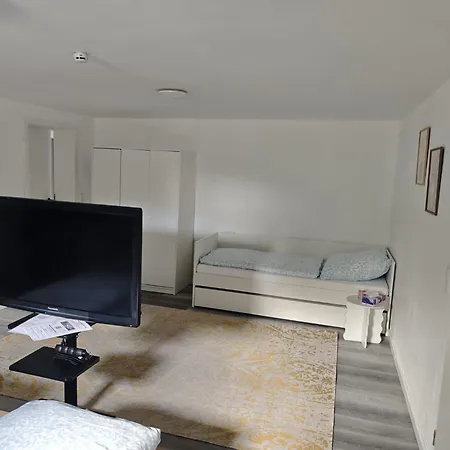 Daire Souterrainwohnung In Neu Renoviert Mendig